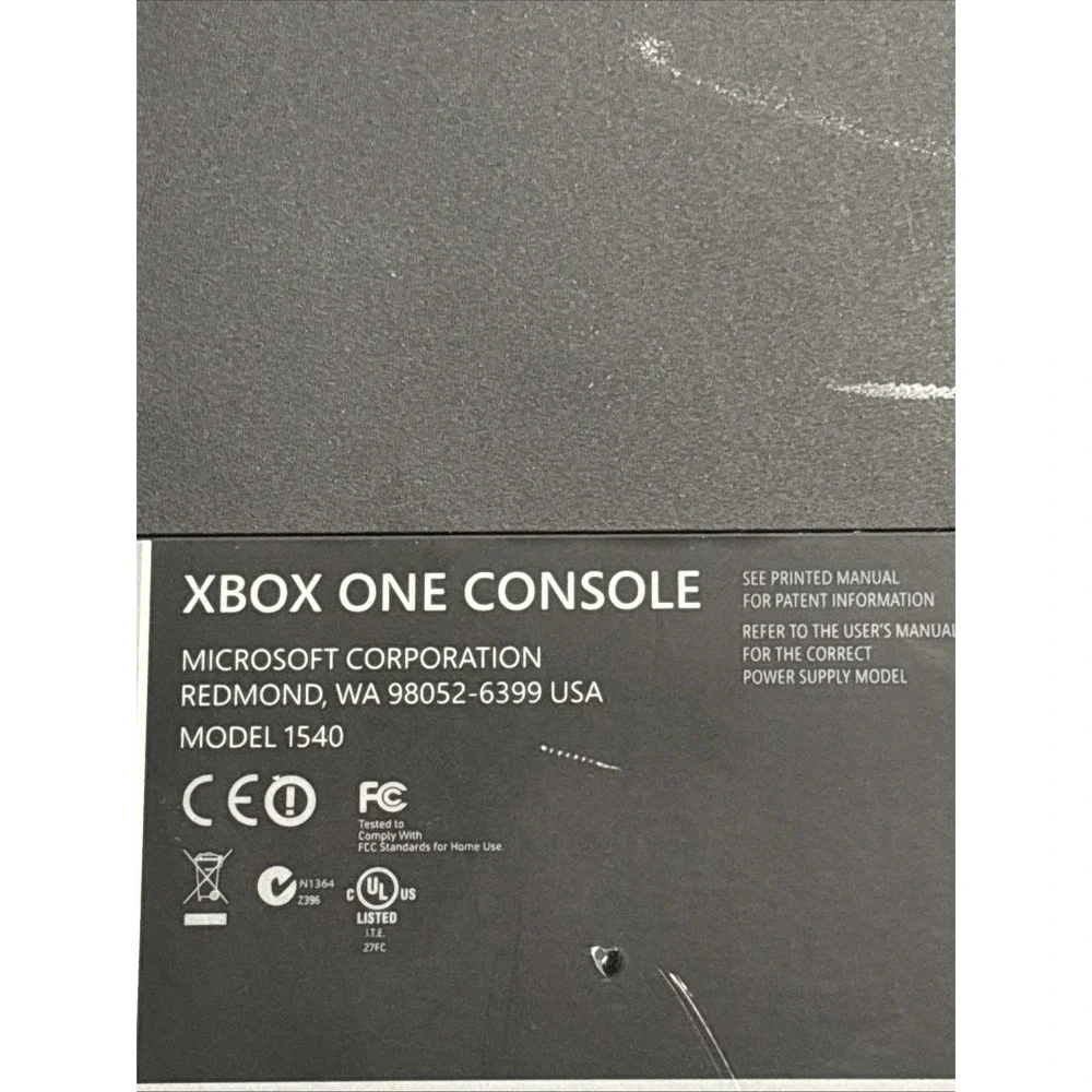 Original Microsoft Xbox One 500GB Console (Model 1540) with Wireless Controller